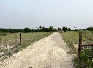 800 County Road 261, Comanche, TX 76442