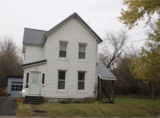 621 Cayuga Ave, Watertown, NY 13601