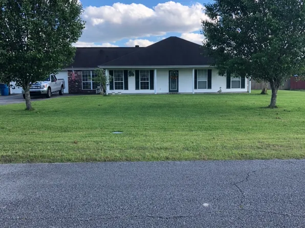 1303 Mohican Dr #D, Lake Charles, LA 70611