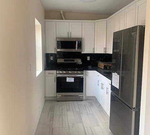 3rd image of 280 E 171st St #2