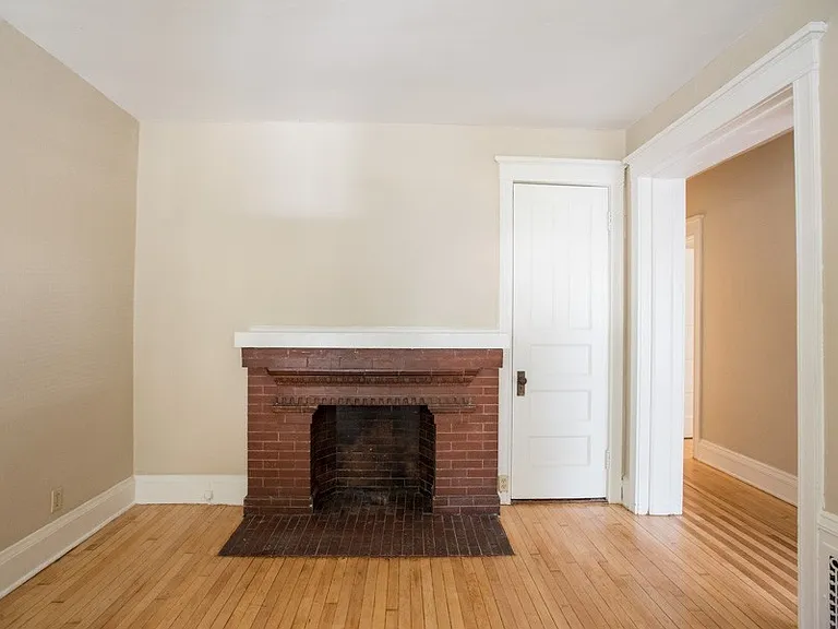 2724-2726 N Murray Duplex — Photo 29
