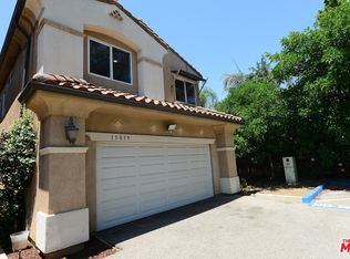 15839 Wyandotte St, Van Nuys, CA 91406