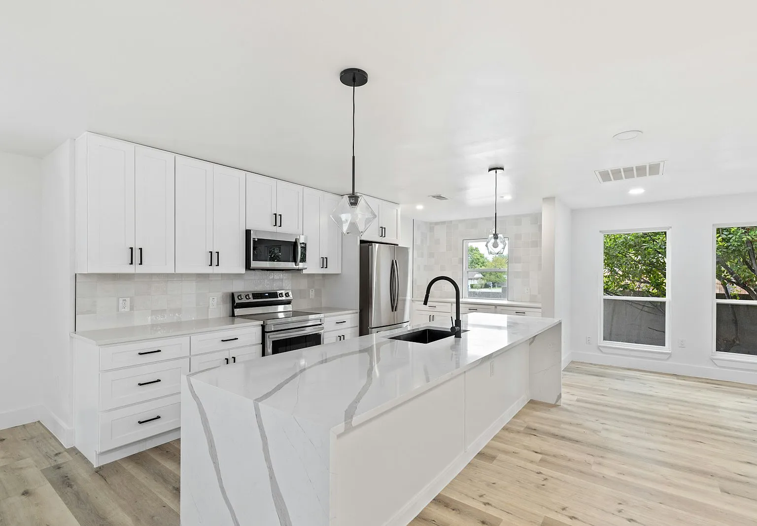 15655 Regal Hill Circle — Photo 1