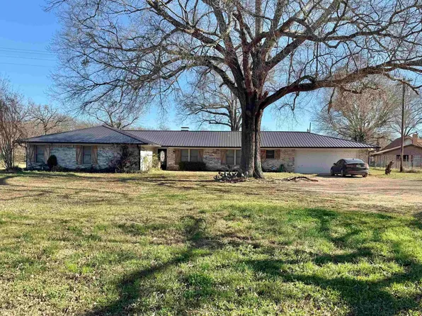 800 County Road 1030, Mt Pleasant, TX 75455