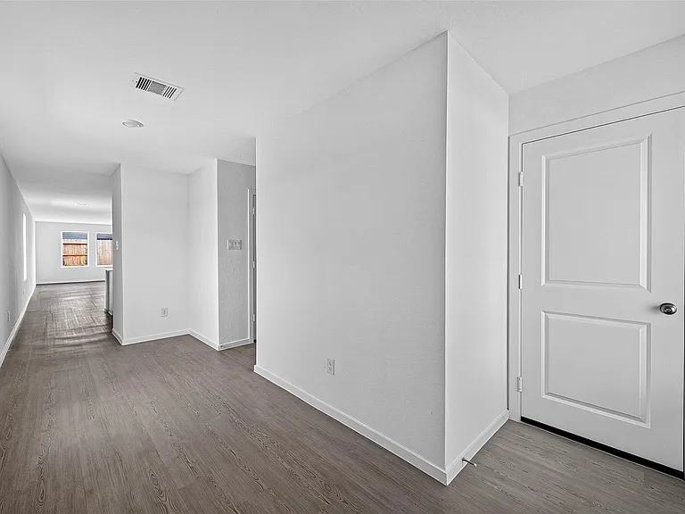 26843 Cascade Sunrise St — Photo 4