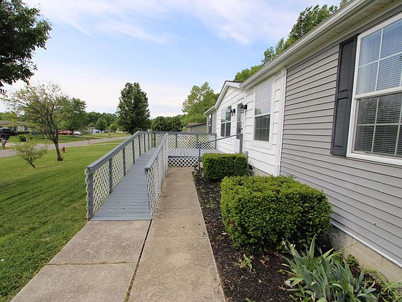 4th image of 4223 E Fork Hills Dr