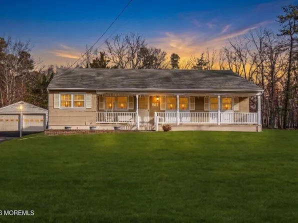 307 Clearstream Road, Jackson, NJ 08527