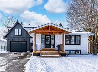 12 Centre St, Innisfil, ON L0L1L0