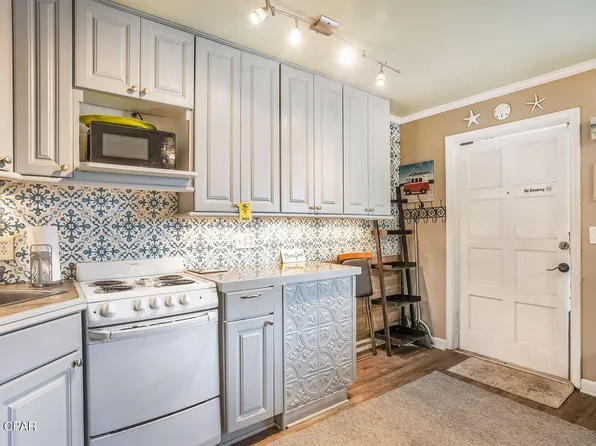 8000 Surf Dr #19, Panama City Beach, FL 32408