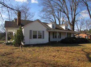 1982 Old Stage Rd, Adamsville, TN 38310