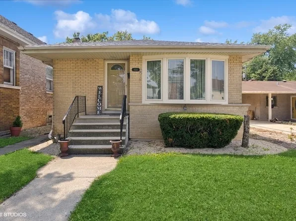 3630 Maple Ave, Brookfield, IL 60513