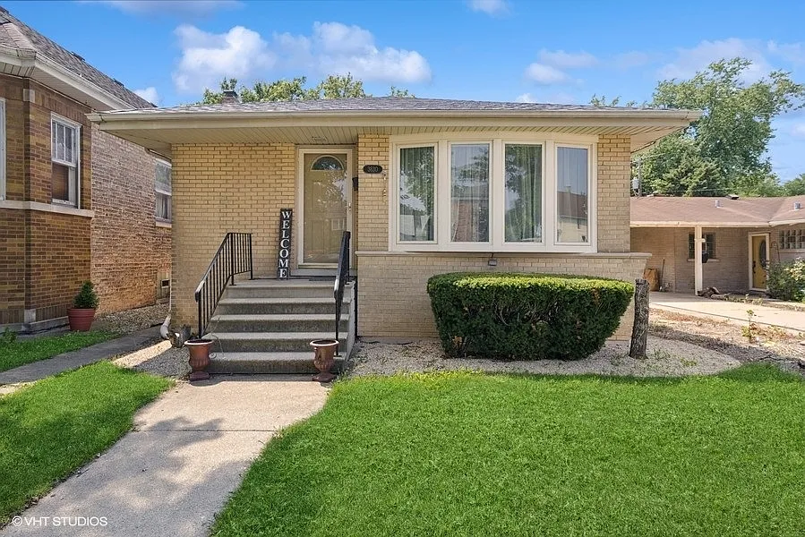 3630 Maple Ave photo 1