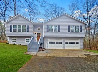 271 Ridge Run Dr, Hiram, GA 30141