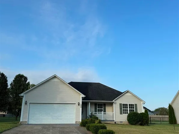 338 Red Elm Ln, Bowling Green, KY 42101
