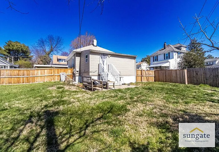 4607 Simms Ave — Photo 15