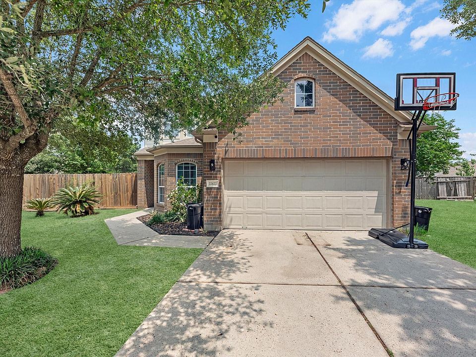 1st image of 22422 Lamaster Ln