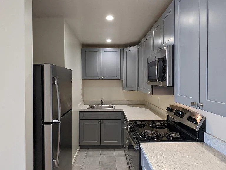 2404 Fulton Street — Photo 26