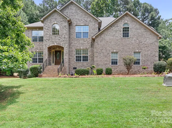 134 Indian Trl, Mooresville, NC 28117