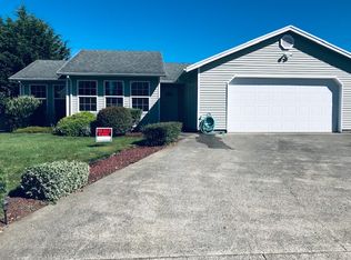 6460 Colonial Way, Tillamook, OR 97141