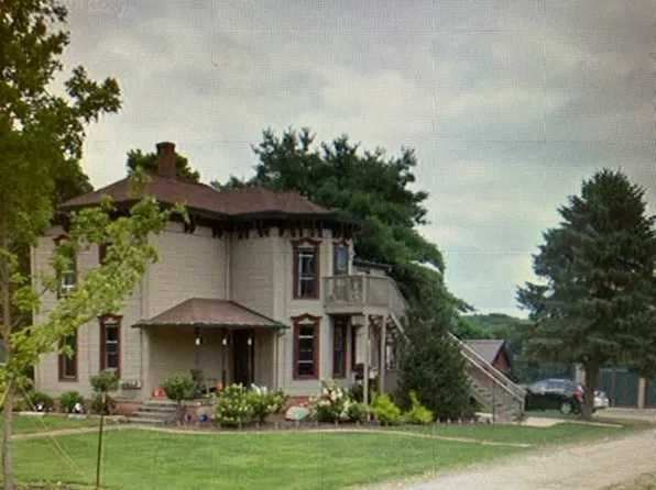 11386 State Route 44 #1, Mantua, OH 44255
