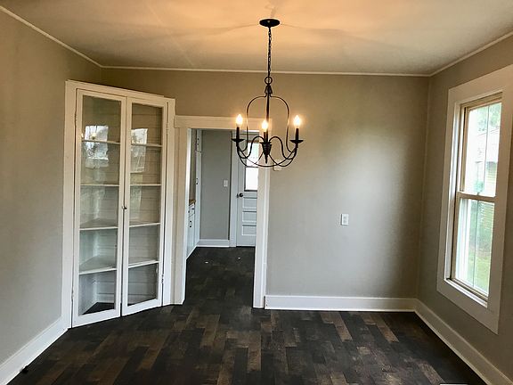 A Luxury Dining Room