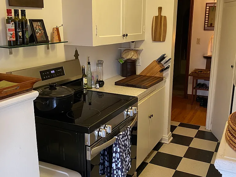 2044 Yale Ave E #302 — Photo 7