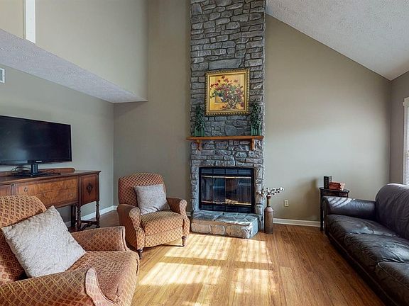4th image of 818 Jairus Dr