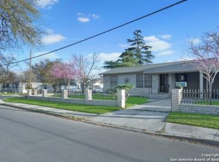 1102 Recio St, San Antonio, TX 78225