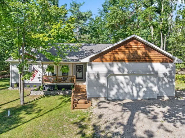 6774 Dogwood Ct, Gaylord, MI 49735
