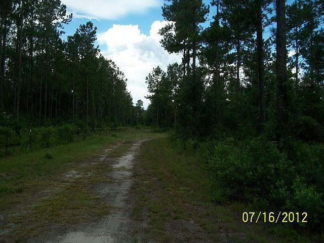 1st image of 282 Drury Ln