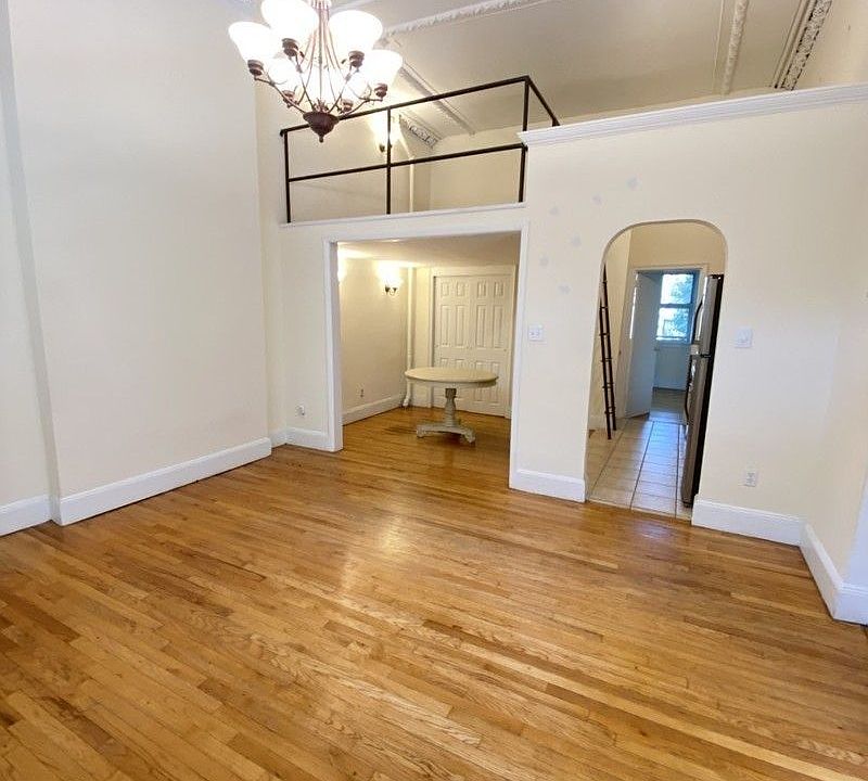 1st image of 223 Congress St #2A
