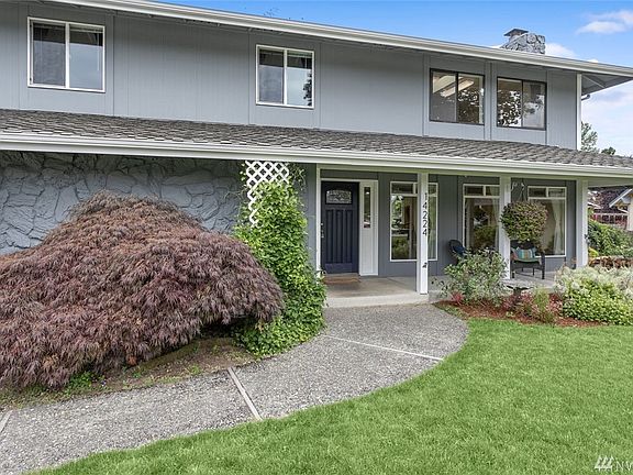 In the bonus room, enjoy a wall of  toys, games, movies and more. The spacious master bedroom features a 5 piece ensuite bath, w