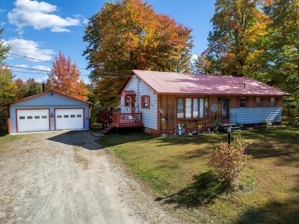 105 River Rd, Howland, ME 04448