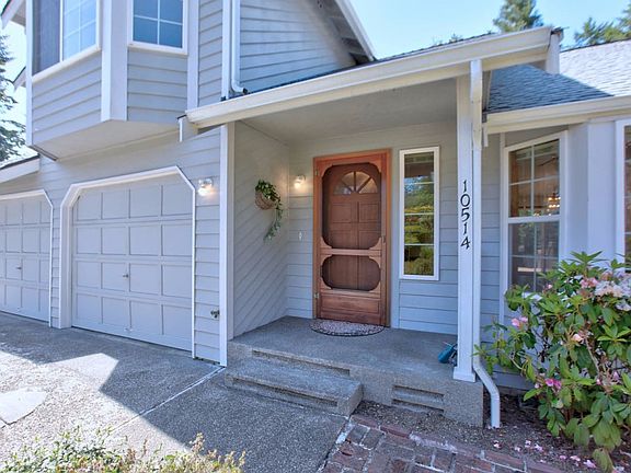 3rd image of 10514 191st Avenue Ct E