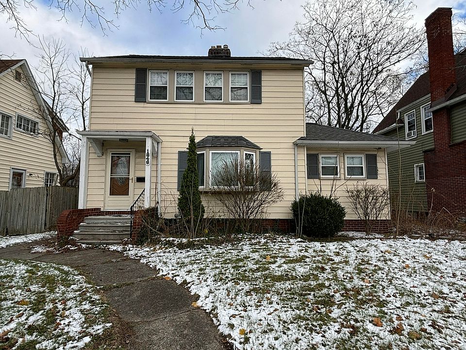 1st image of 1846 Pinecrest Dr