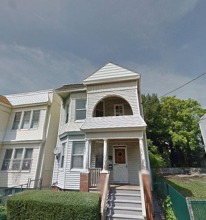 1st image of 38 Montrose Ter #1
