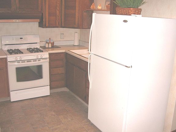Kitchen, new flooring