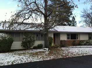 270 Ridge Rd, Ashland, OR 97520