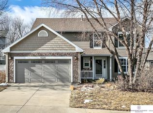 5620 S 159th St, Omaha, NE 68135