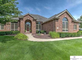 17754 Bay Wood Dr, Omaha, NE 68130