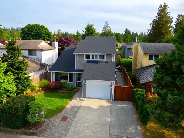 3216 Savary Ave, Coquitlam, BC V3E 1M3