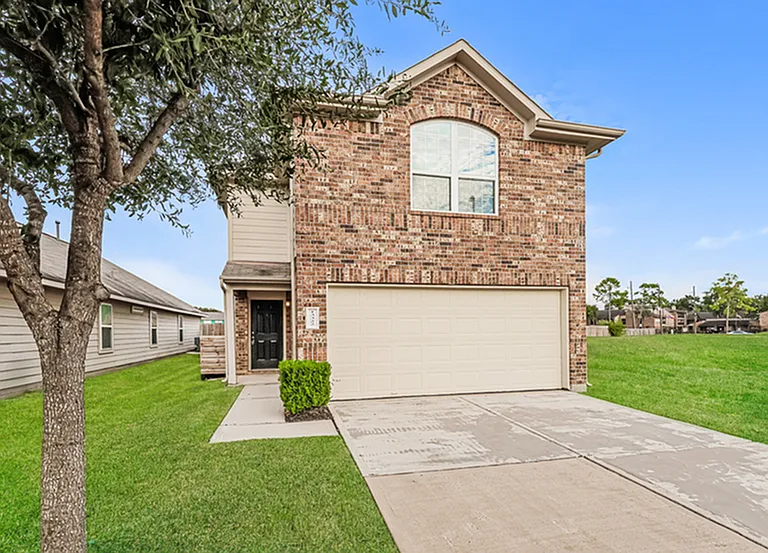 13322 Ella Ridge Ln — Photo 1