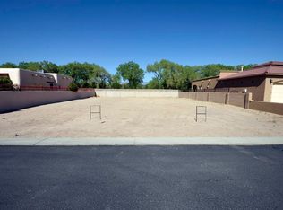 332 Luis Sanchez Pl SW, Albuquerque, NM 87105