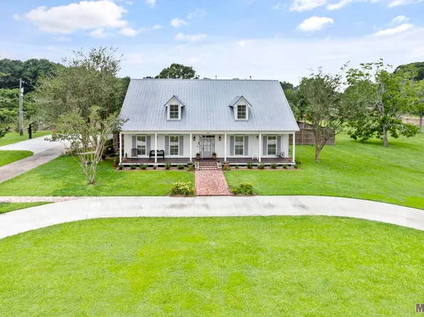 22845 Plainsland Dr, Zachary, LA 70791