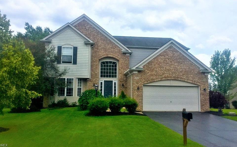 1st image of 136 Coventry Ct
