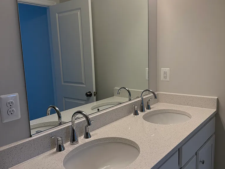 516 Sybil St — Photo 19