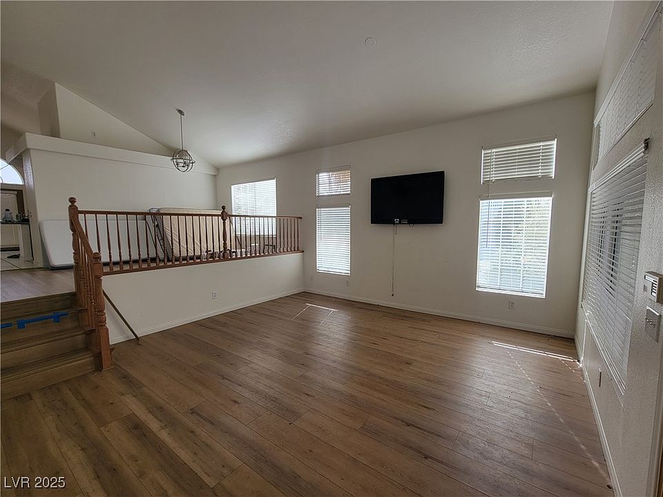 4400 Dunlap Crossing St, Las Vegas, NV 89129 | Zillow
