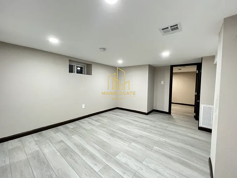 163 Elwood Ave #44 — Photo 4