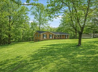 204 Morris Dr, Greenbrier, TN 37073