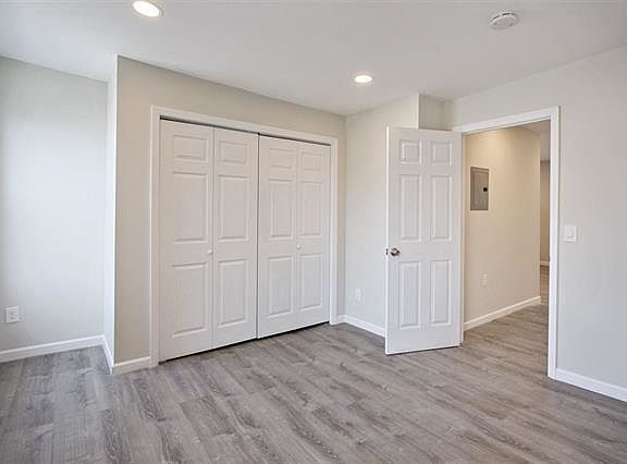 5th image of 267 Griffith St Floor 2